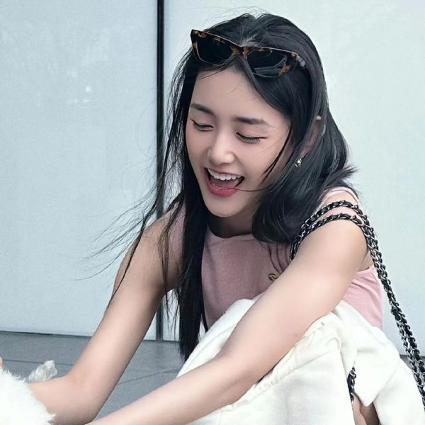 蒋依依生肖属相（蒋依依生肖属相是属什么的）