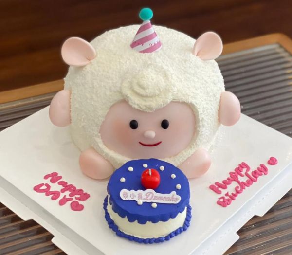 生肖羊属相蛋糕图片(属羊生日蛋糕图片大全简约可爱)