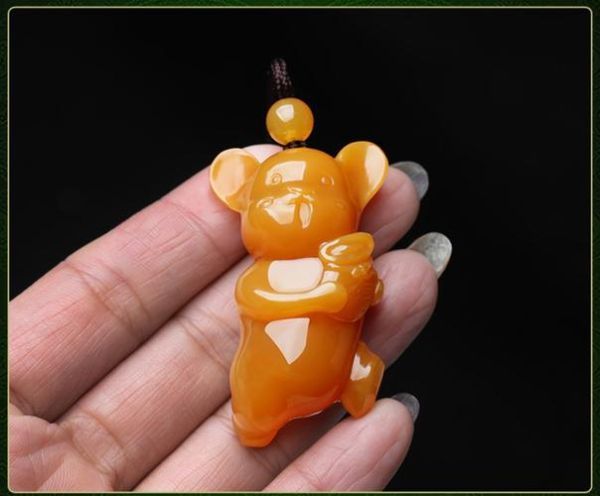 生肖鼠佩戴什么属相（生肖鼠佩戴什么属相最旺）