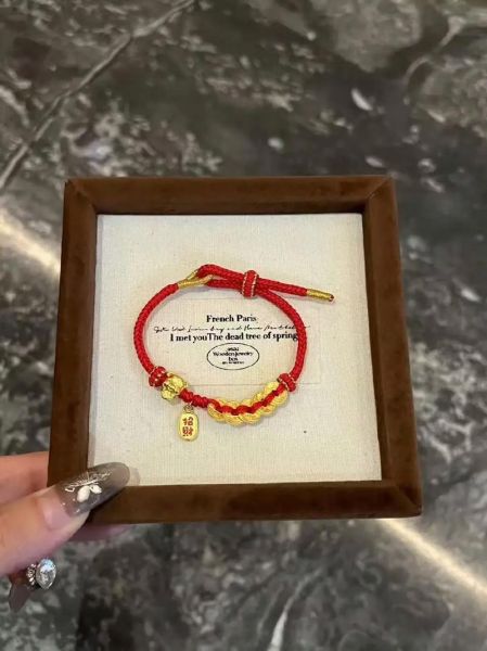 龙年属相猪佩戴生肖（龙年属猪戴什么生肖最旺运？）