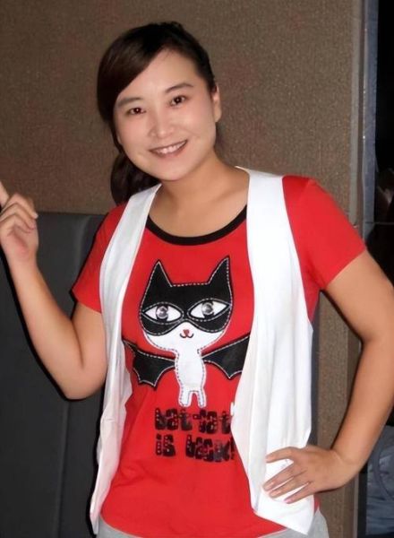 贾玲什么生肖属相的（贾玲属于什么生肖？一看就懂）