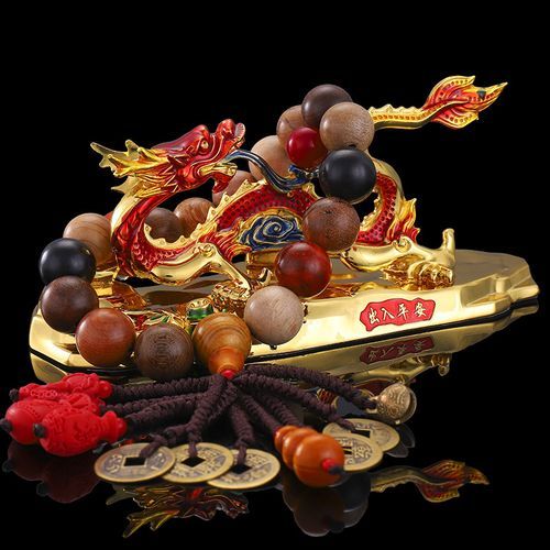 生肖属相车内装饰（属龙车内挂什么吉祥物保平安又招财？）