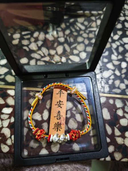 生肖属相银手链（生肖属相银手链怎么选最划算？）