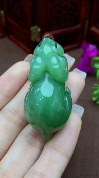 碧玉生肖属相挂件（碧玉生肖属相挂件怎么挑）