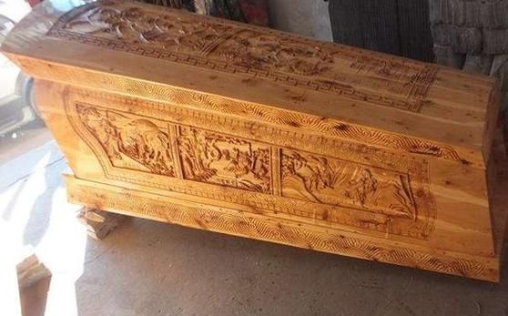 木匠棺材的生肖属相（木匠棺材生肖属相是什么）