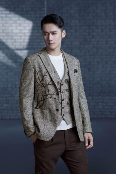 蒋劲夫的生肖属相（蒋劲夫属什么生肖？新手秒懂版）