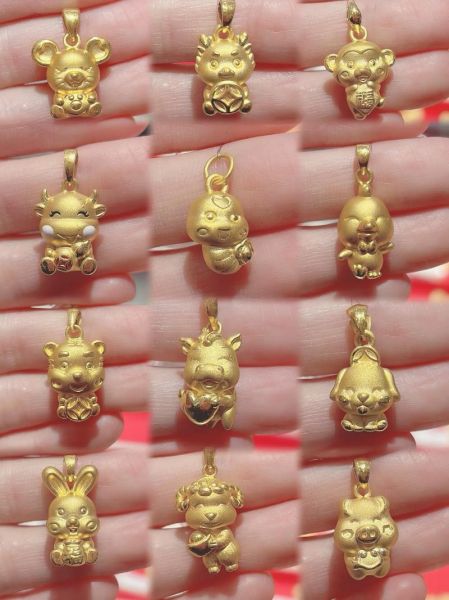 生肖属相坠子（生肖属相坠子怎么选最旺自己）