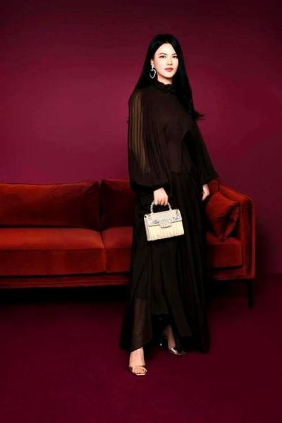 李湘属什么生肖属相（李湘生肖揭秘：她到底属什么？）