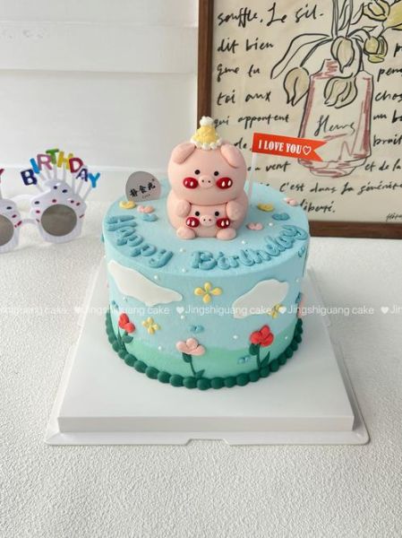 生肖猪属相蛋糕（属猪蛋糕怎么做简单又好看）