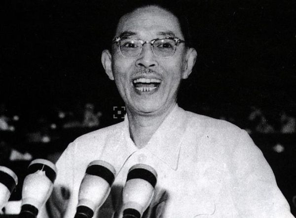 茅盾属相是什么生肖(茅盾生肖年份揭秘)