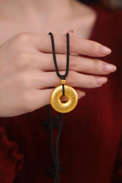 生肖属相戴什么（生肖属相龙戴什么最旺财）