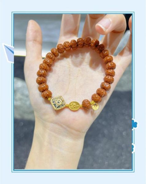 生肖鸡适合佩戴的属相（生肖鸡适合佩戴的属相是什么）