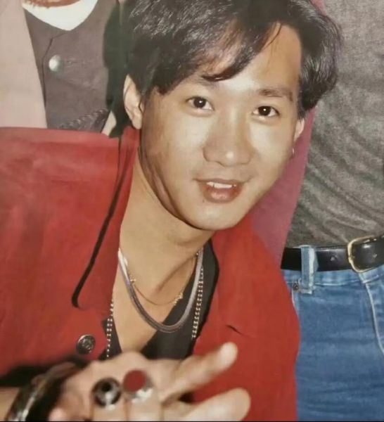 黄家驹是什么生肖属相（黄家驹生肖是属什么的）