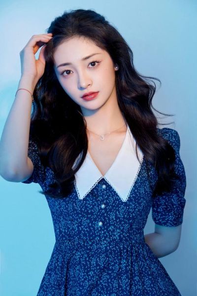 周洁琼属相是什么生肖（周洁琼属什么生肖？属猪！）