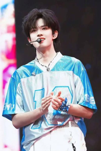 张极属相是什么生肖