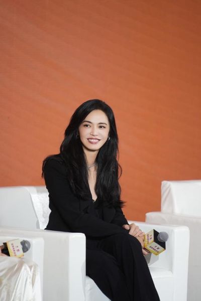 姚晨属相是什么生肖（🌟姚晨属什么生肖？1979年的生肖羊全解析🐑）