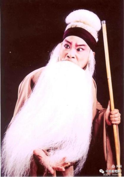 刘忠河属相生肖（刘忠河到底属什么生肖？）