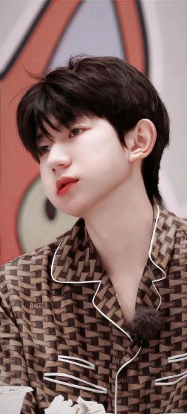 王源生肖属相（王源生肖属相是什么）