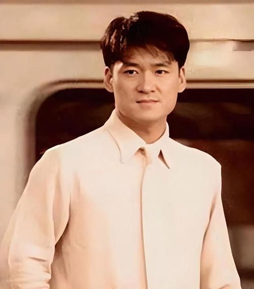 周华健属什么生肖属相