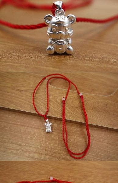 999银生肖属相吊坠（999银生肖属相吊坠如何清洗不发乌）