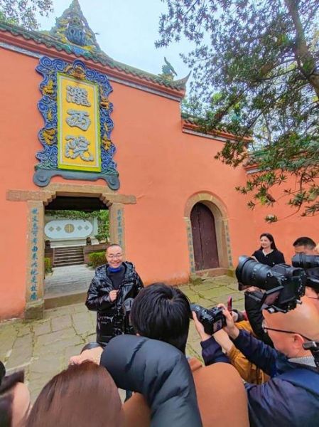 刘仪伟生肖属相（刘仪伟生肖属相是啥）