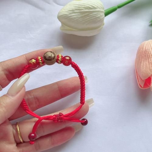 儿童桃木生肖属相红绳（儿童桃木生肖红绳怎么选？新手爸妈避坑指南）