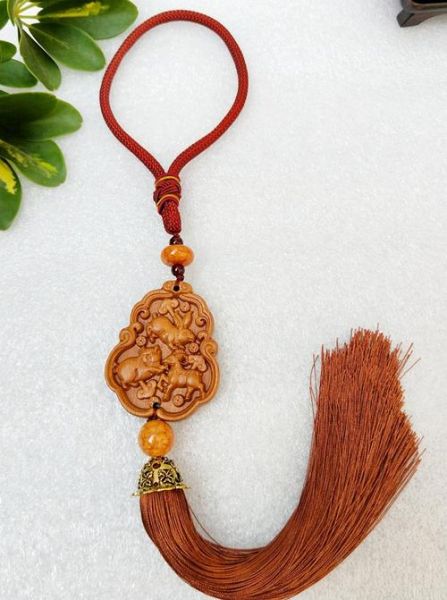 生肖属相桃木车饰（桃木生肖车饰挂在哪个方位最招财？）