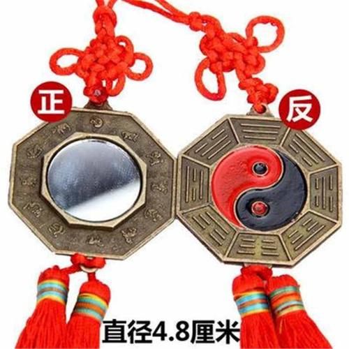 生肖属相护身镜（生肖属相护身镜摆放方位详解）